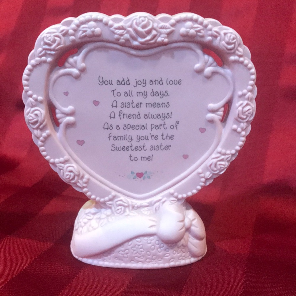Pink Heart-Shaped Sister Frame - Picture 2 of 3